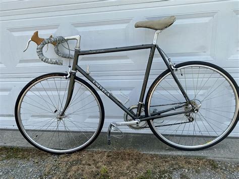 Vintage Univega Bike